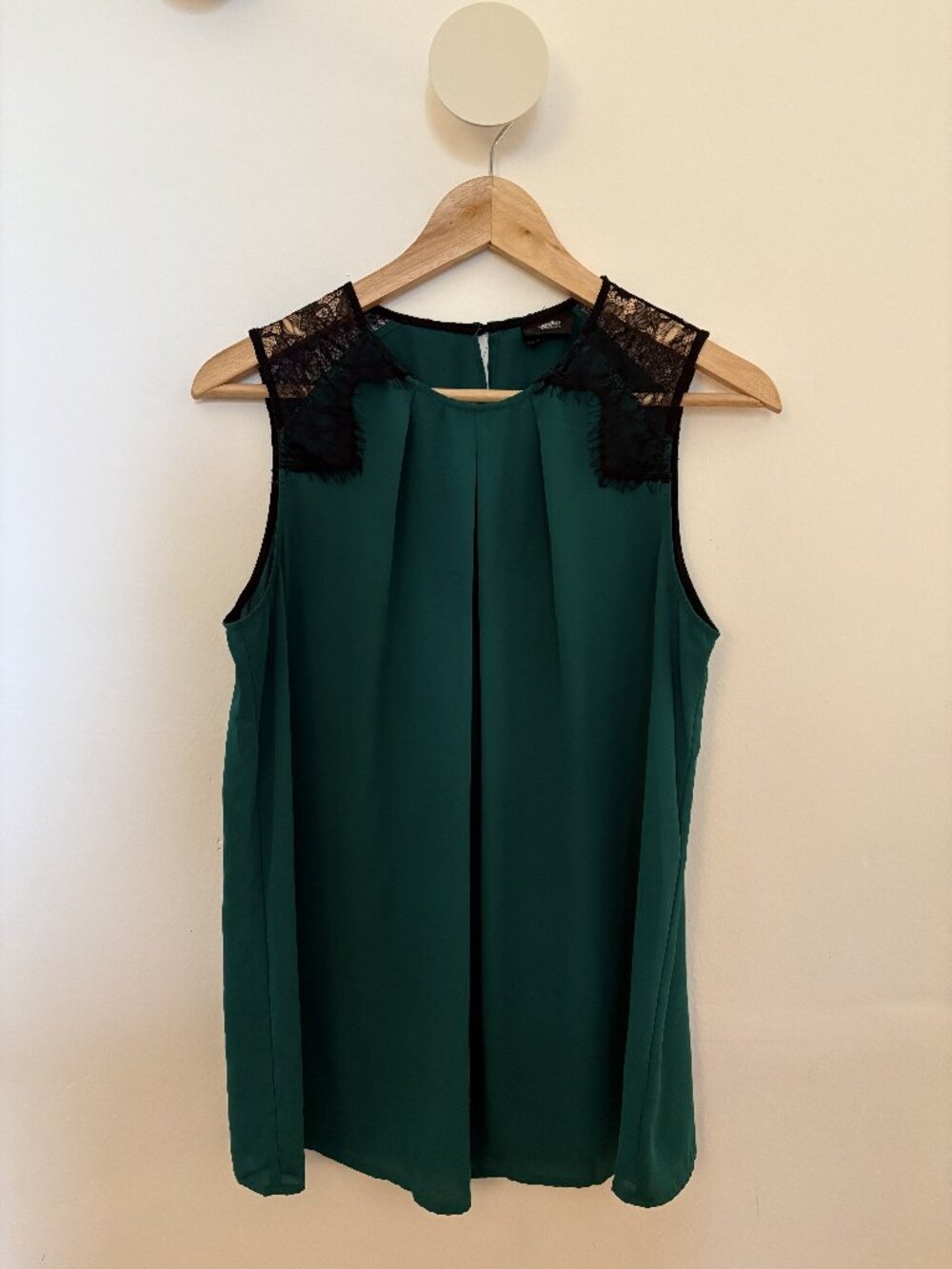 Mossimo Green Sleeveless Blouse